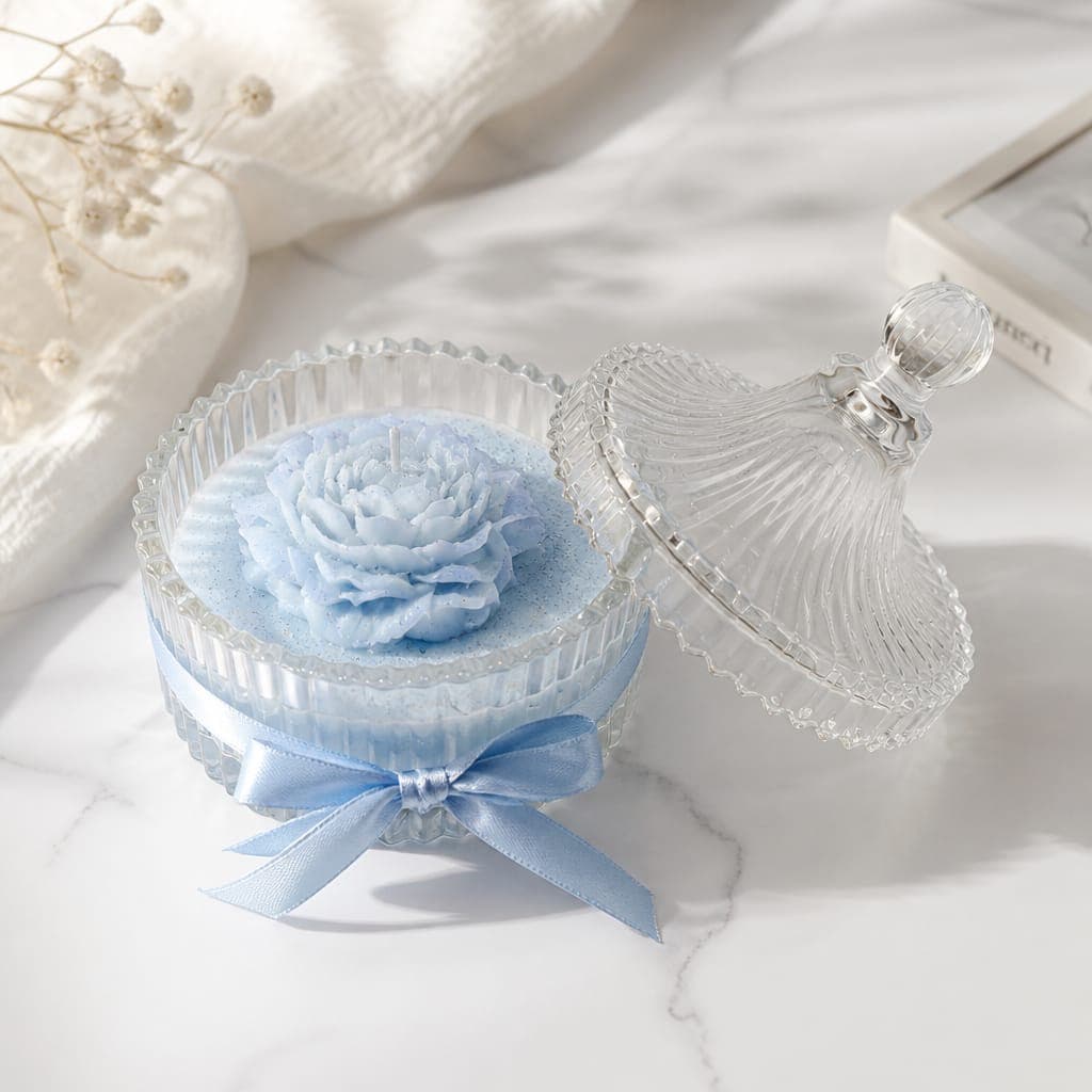 Tiara grande a righe con colata di cera e fiore, fotografia 1