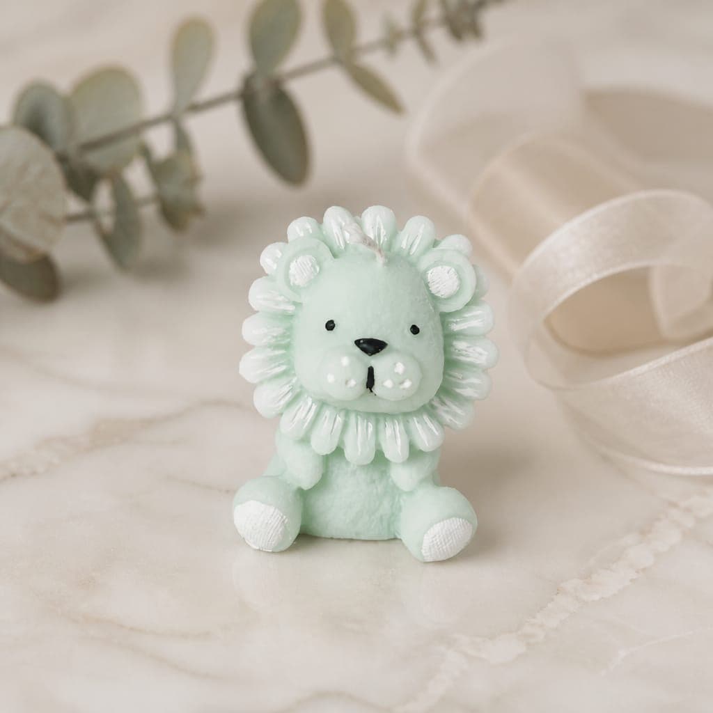 Candela leoncino con decorazione e confezione regalo, fotografia 1
